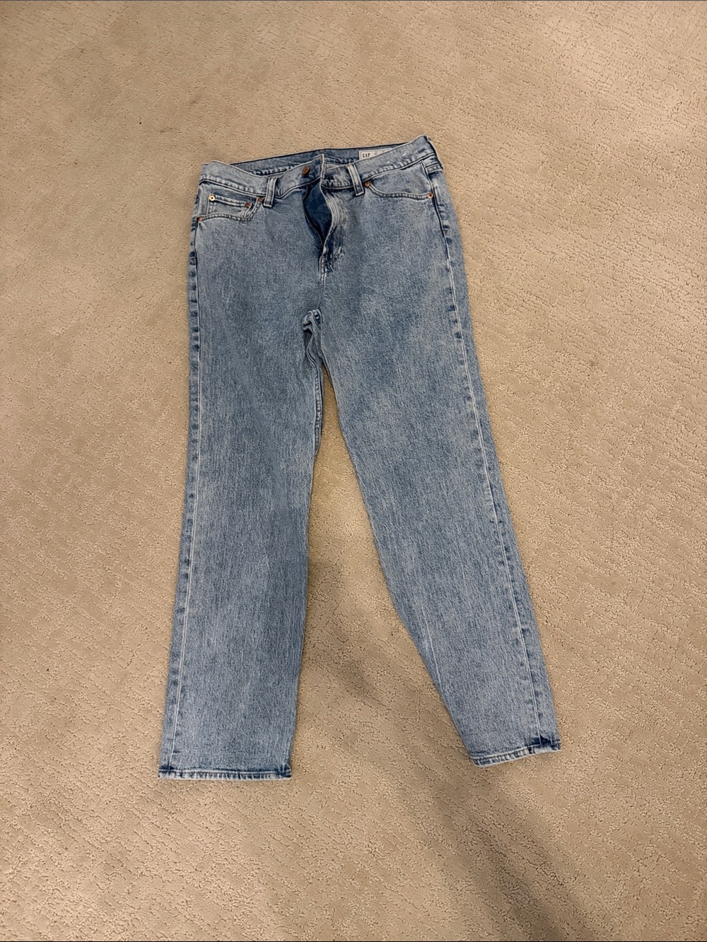 GAP Light Blue Straight-Leg Women’s Jeans